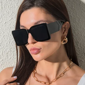 2021 Lüks Kare Güneş Gözlüğü Kadın Moda Kare Erkek güneş gözlüğü Vintage Sürüş Alışveriş Gözlük Shades UV400