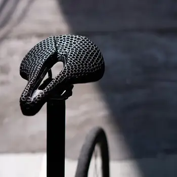 Bisiklet Eyer;e Nefes Koltuk Minderi ileri seviye Bölümleri 3D Baskılı Karbon Fiber içi Boş Isı Dağılımı konforlu odalar Tür:  Görüntü 2