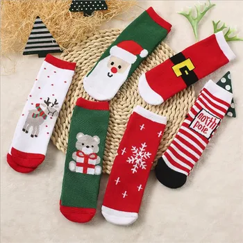 Karikatür elk / Santa / kar tanesi / ayı şerit tasarım kız çorap Noel diz yüksek uzun çorap erkek spor çorapları kış Noel hediyesi