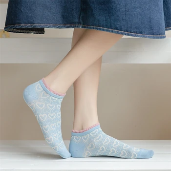 Sevimli Kadın Çorap 2022 Yeni Moda Retro Çiçek Kore Tarzı Dantel Rahat Absorbe Ter Kadın Ayak Bileği Çorap Penye Pamuk Nefes Görüntü 2